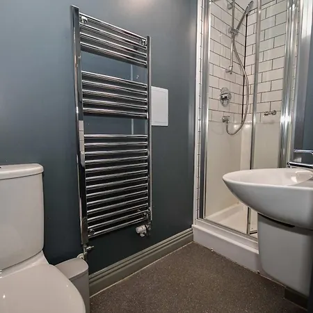 公寓 Spacious 7 Bedroom Budget In Headingley 利兹